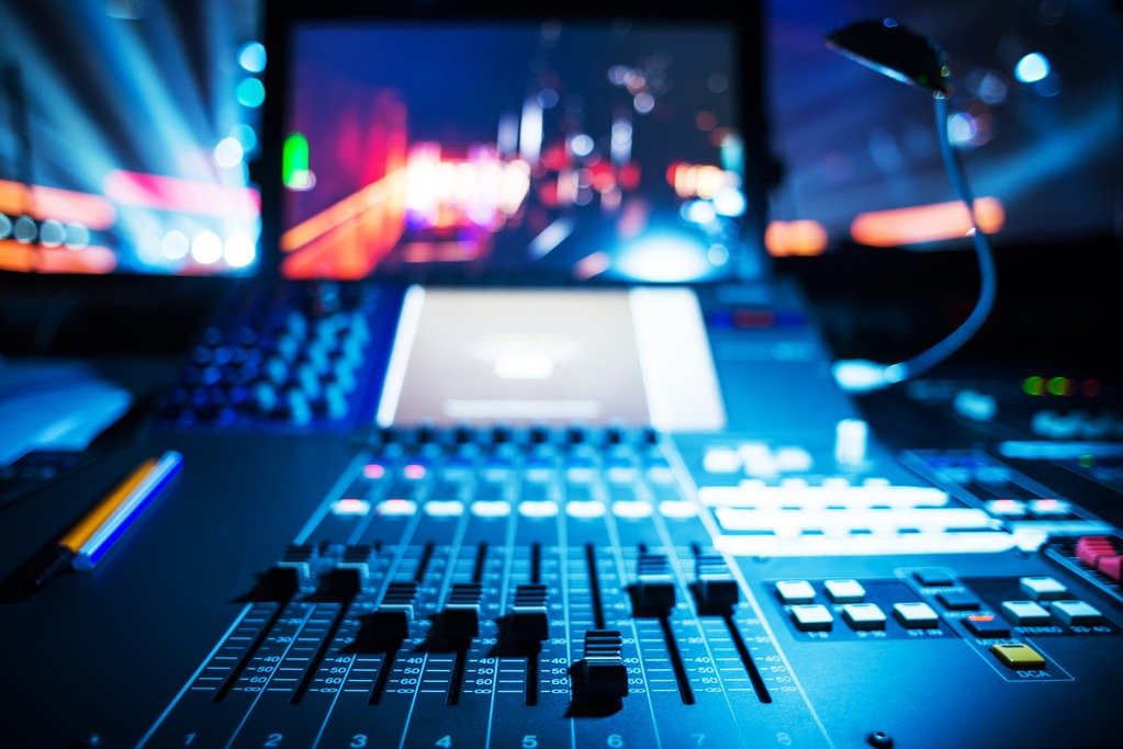 AV & PA SYSTEM